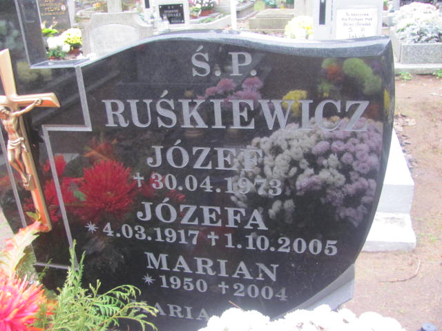 Leszek Ruśkiewicz 1959 Brojce - Grobonet - Wyszukiwarka osób pochowanych